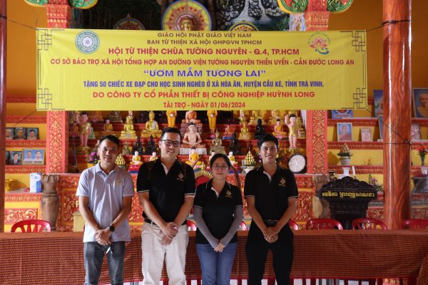 huynh long trao xe dap 01 2