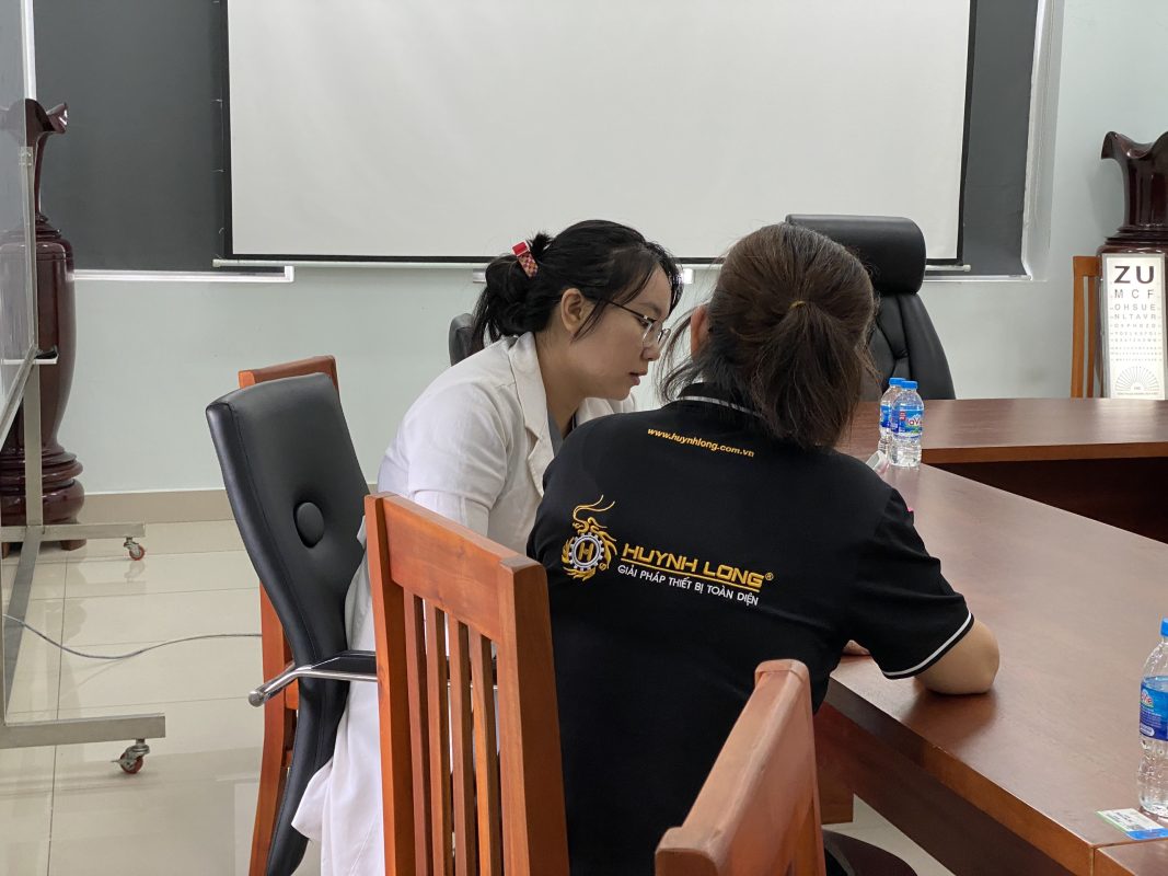 Khám sức khỏe định kỳ 2024 công ty Huỳnh Long Hình 11