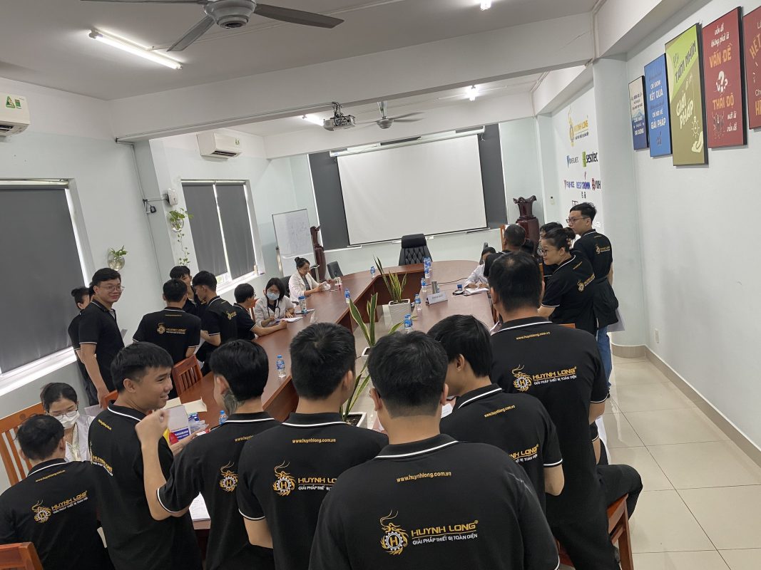 Khám sức khỏe định kỳ 2024 công ty Huỳnh Long Hình 4