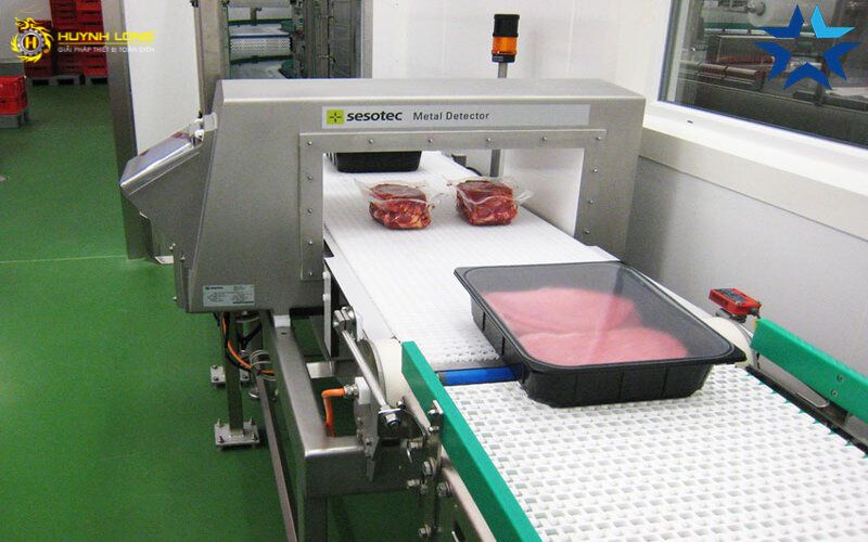 Hướng dẫn sử dụng máy dò kim loại băng tải Sesotec 4 Các yếu tố quan trọng cần lưu ý khi vận hành máy dò kim loại băng tải Sesotec
