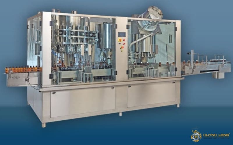 Dây chuyền chiết rót nước đóng chai gồm có những máy nào 3 Máy chiết rót định lượng cho sản phẩm dạng lỏng - LIQFILL-150MBS giúp bạn chiết rót nước đóng chai nhanh chóng và tự động hoàn toàn