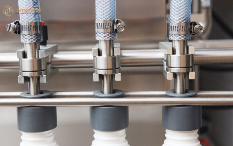 Tư vấn chọn mua dây chuyền chiết rót phù hợp với từng nhu cầu 4 Phân loại các máy chiết rót
