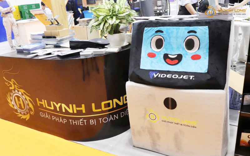 Khu vực checkin nhận quà tại gian hàng Huỳnh Long